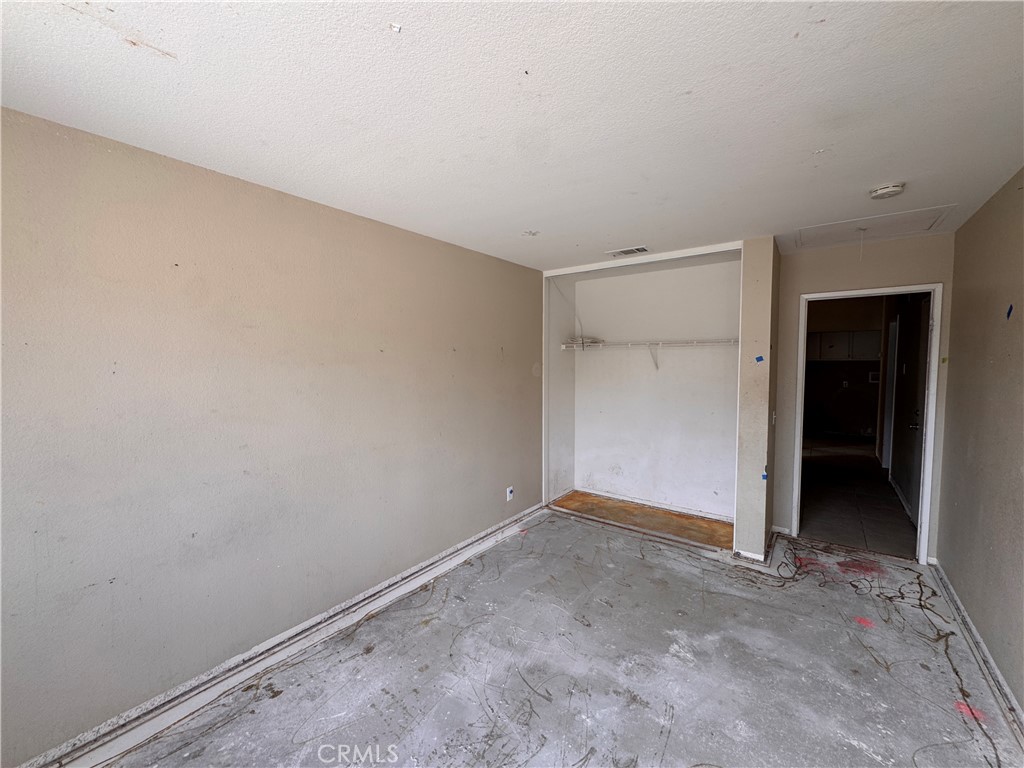 2014 W Dawnview Drive