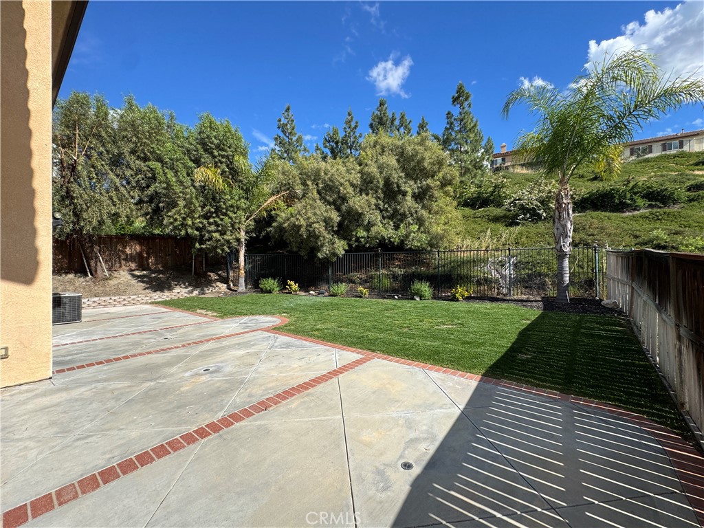 17292 Sierra Sunrise Lane