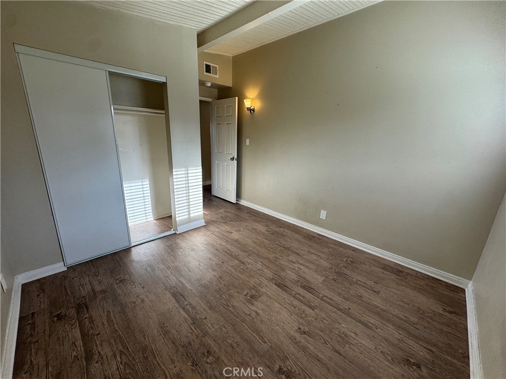 10831 Balboa Boulevard