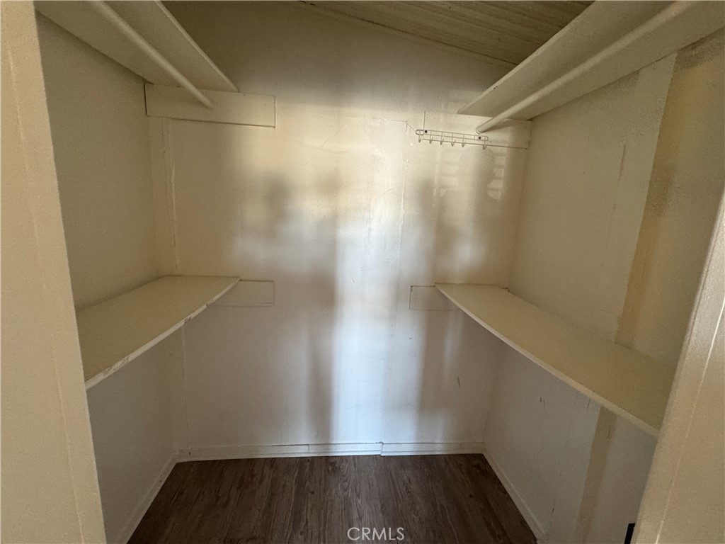 10831 Balboa Boulevard