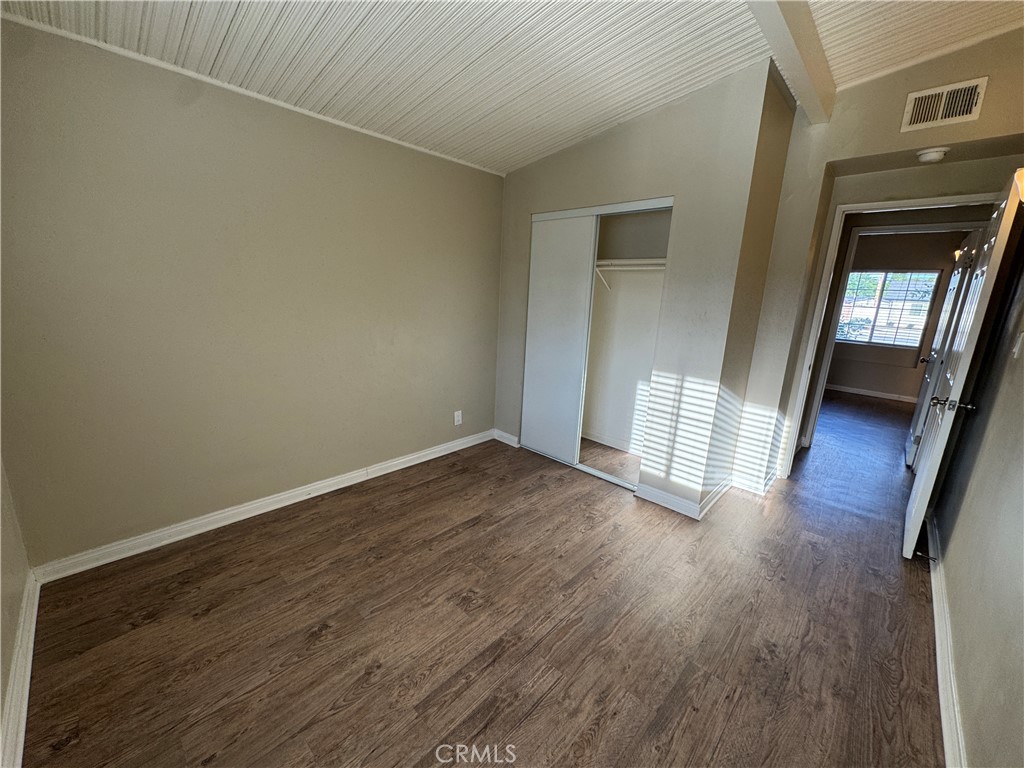 10831 Balboa Boulevard