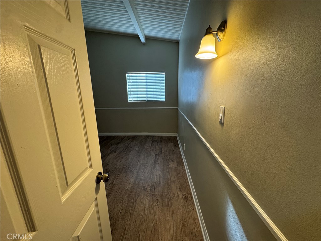 10831 Balboa Boulevard