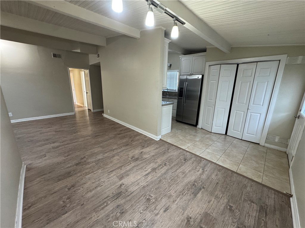 10831 Balboa Boulevard