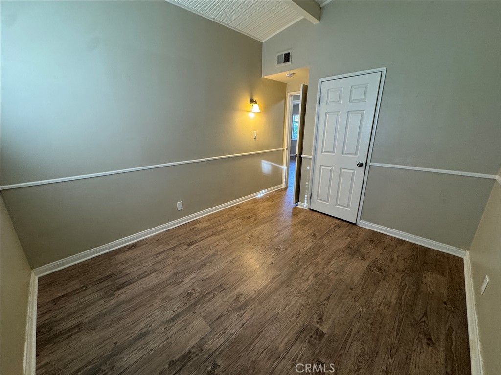 10831 Balboa Boulevard