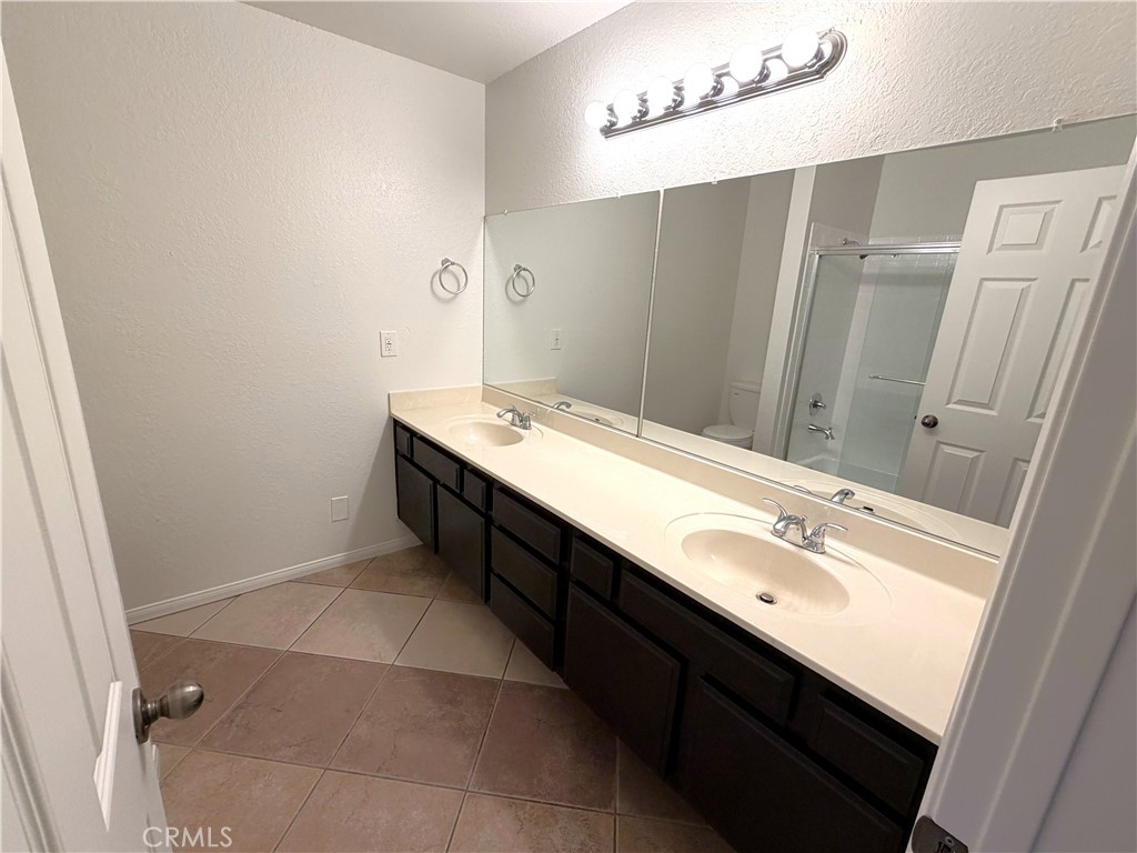 43619 Emile Zola Street