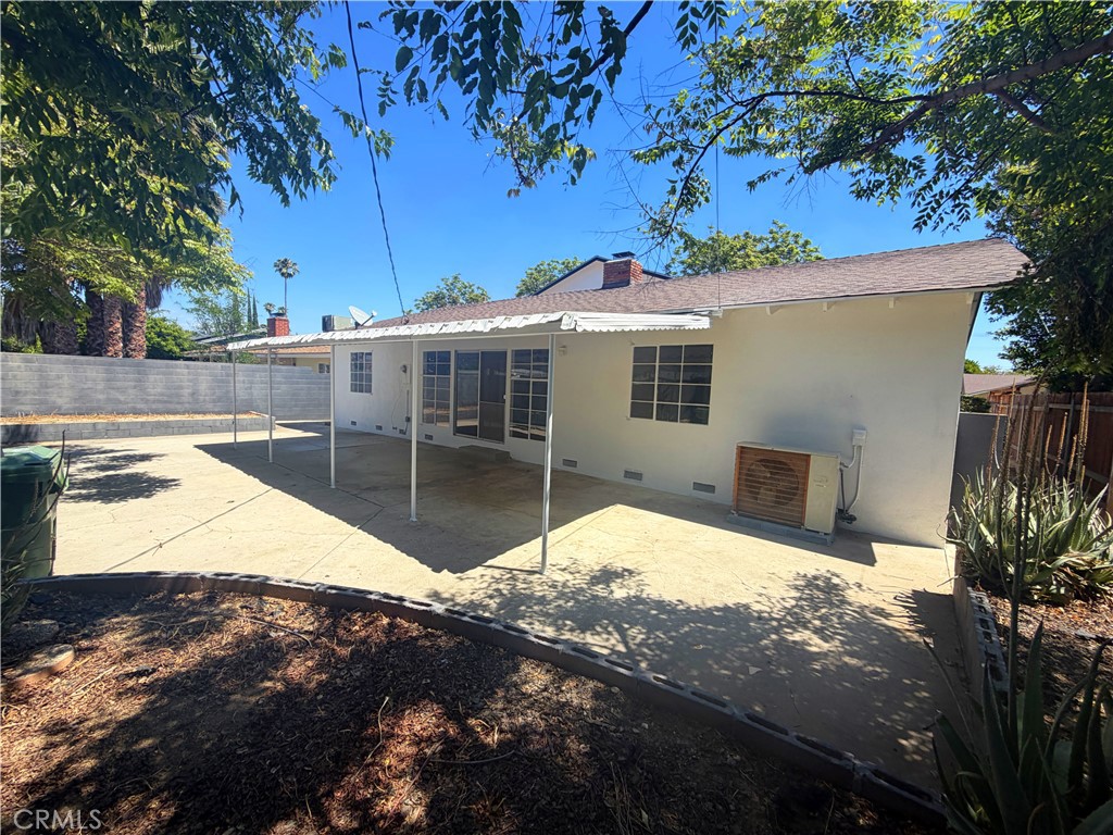 7919 Sausalito Avenue