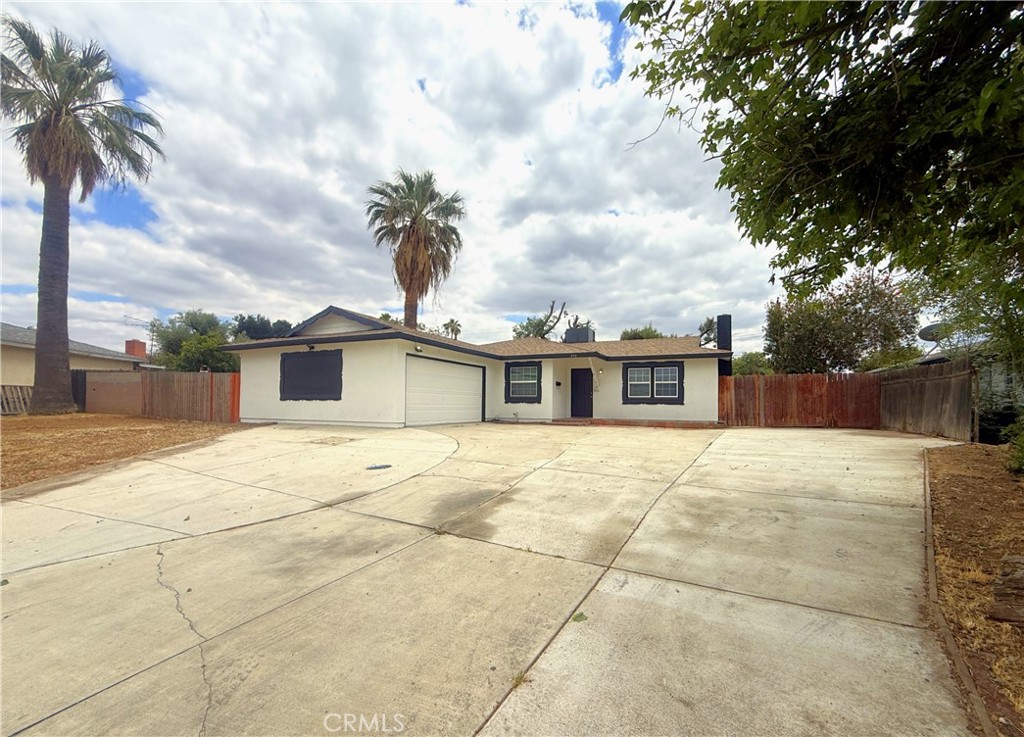 490 Avignon Court