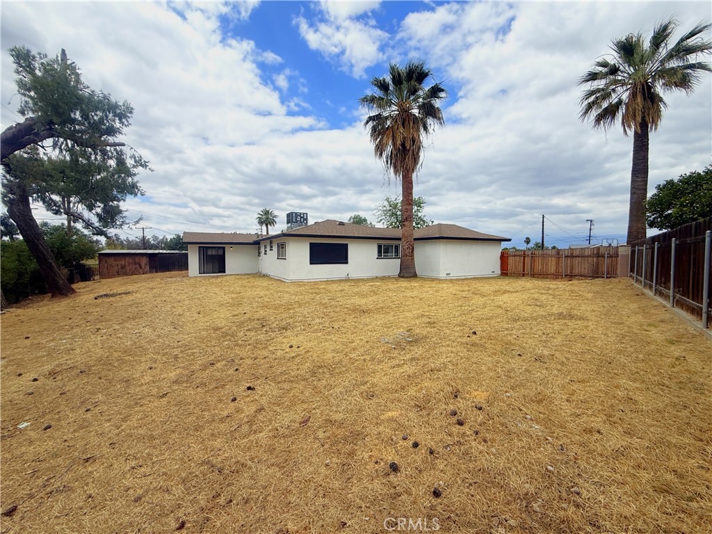 490 Avignon Court