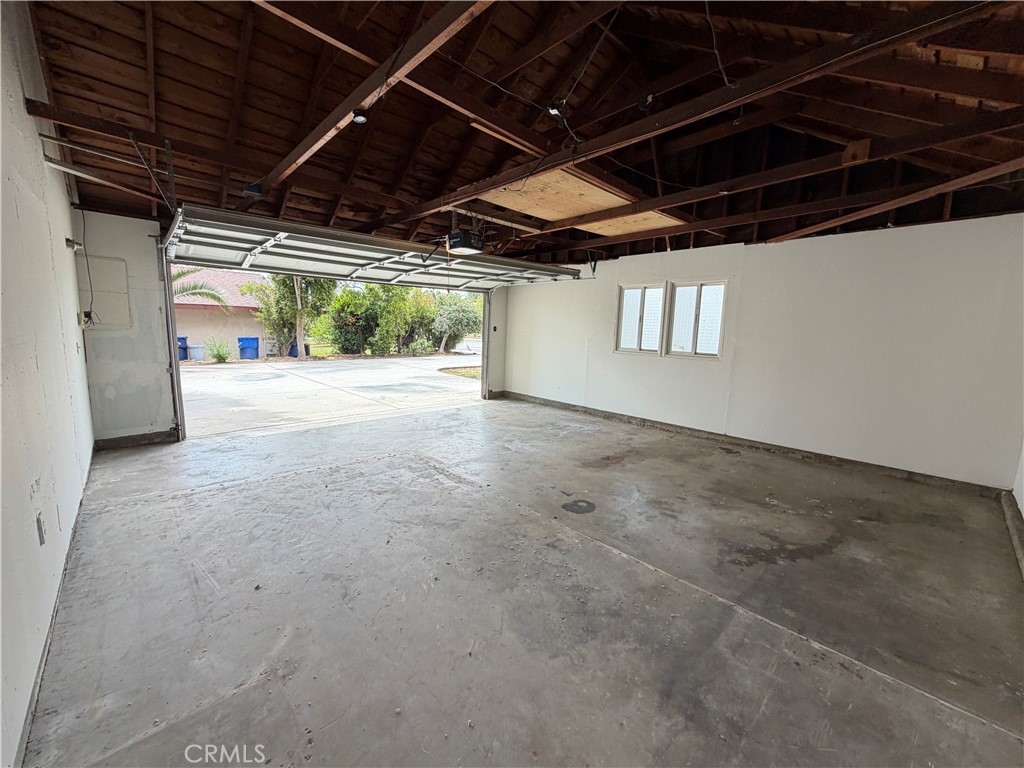 5221 Dresden Place