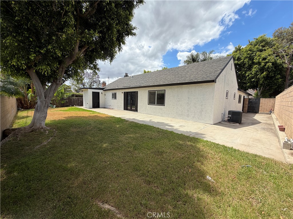 5221 Dresden Place