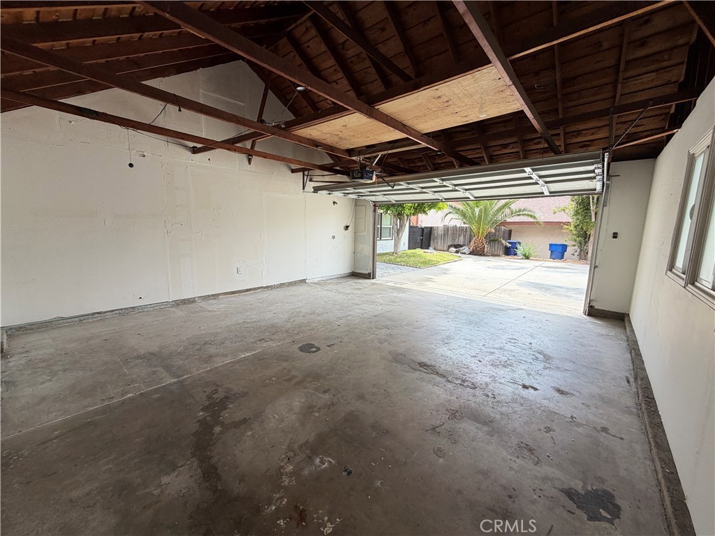 5221 Dresden Place
