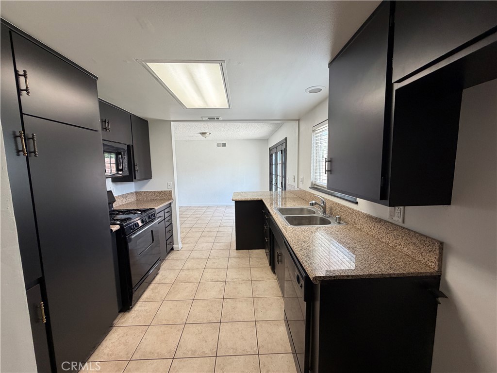 5221 Dresden Place