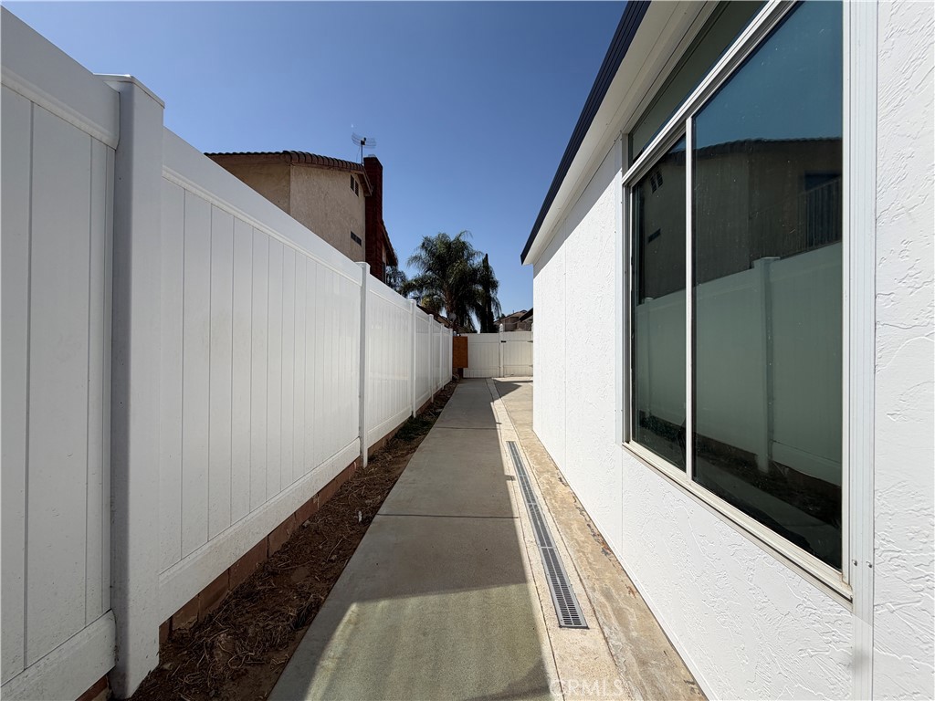 25454 Moorland Road