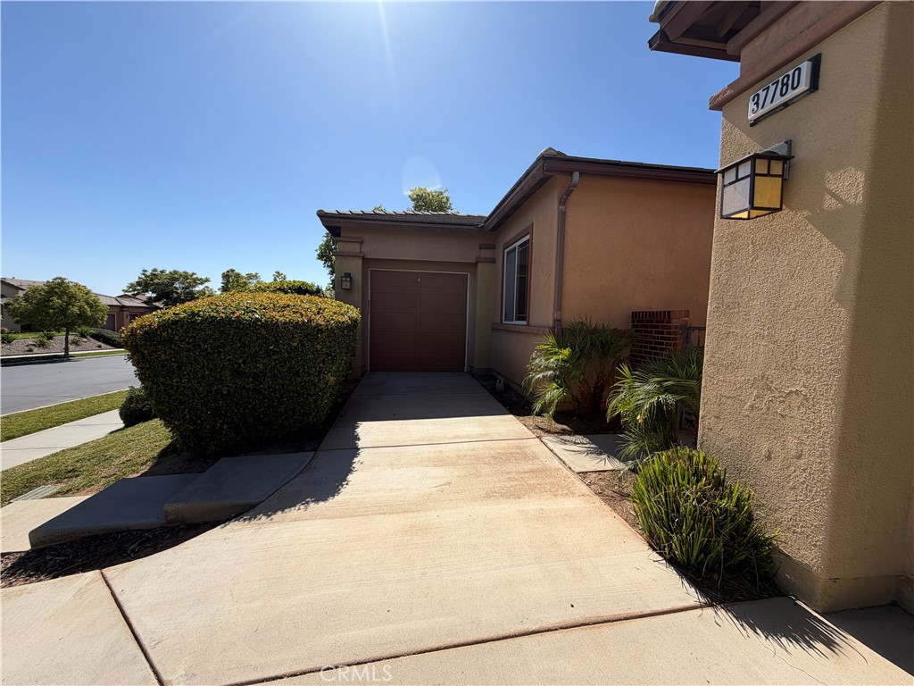 37780 Gallery Lane