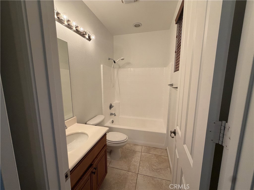 37780 Gallery Lane