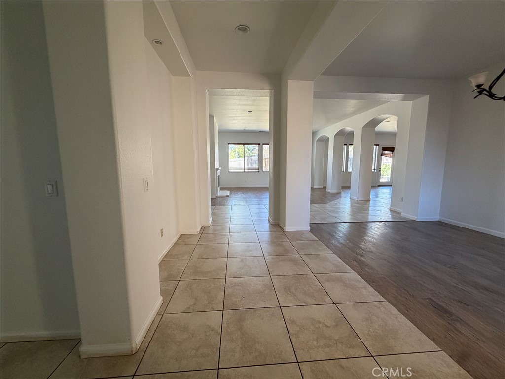 37780 Gallery Lane