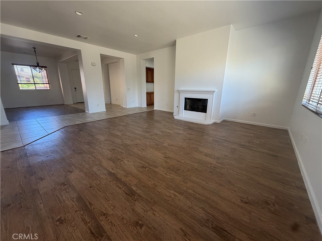 37780 Gallery Lane
