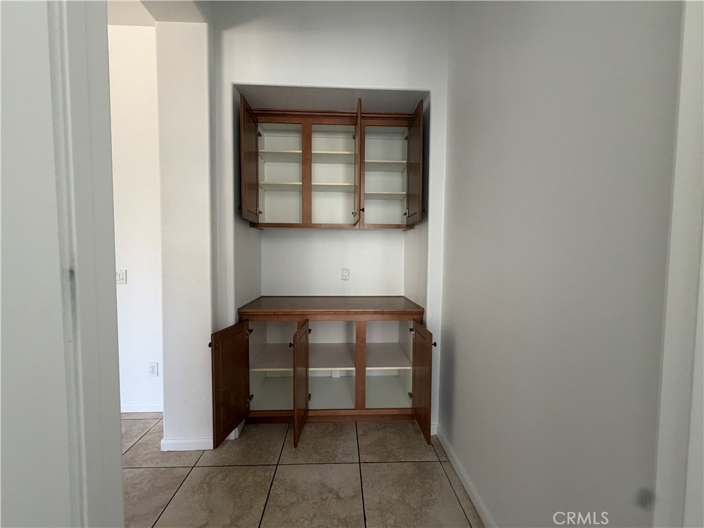 37780 Gallery Lane