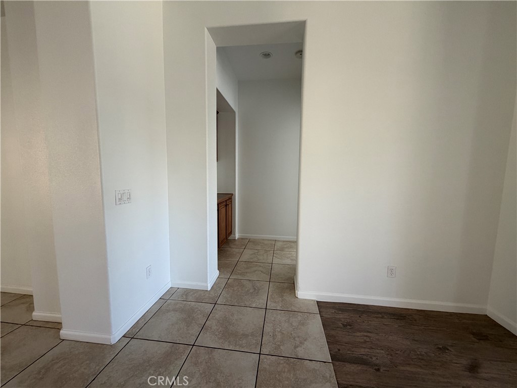 37780 Gallery Lane