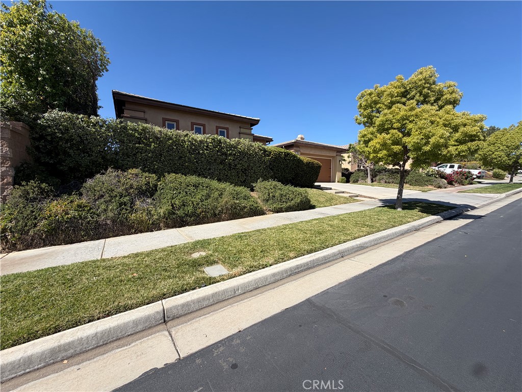 37780 Gallery Lane