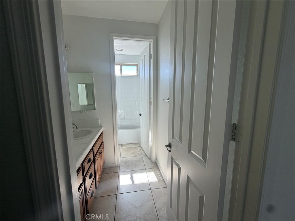 37780 Gallery Lane