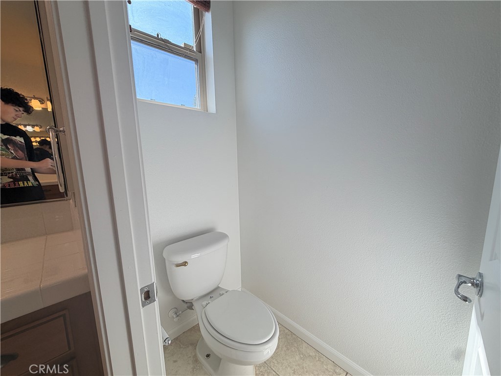 37780 Gallery Lane