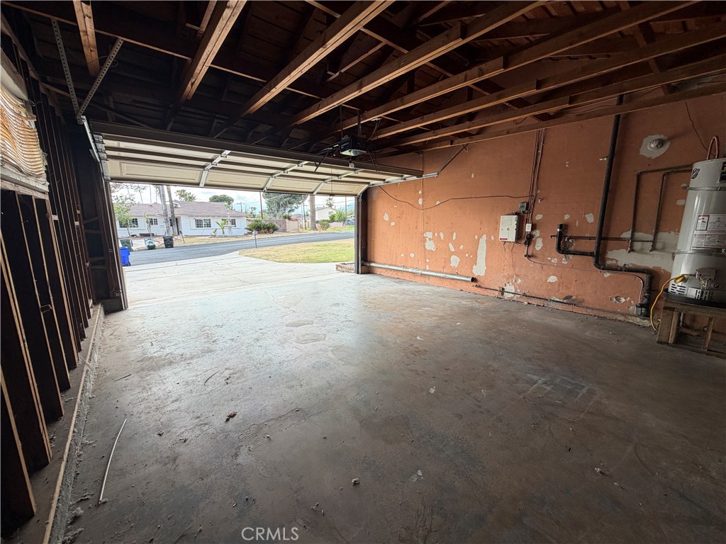 5611 Golondrina Drive