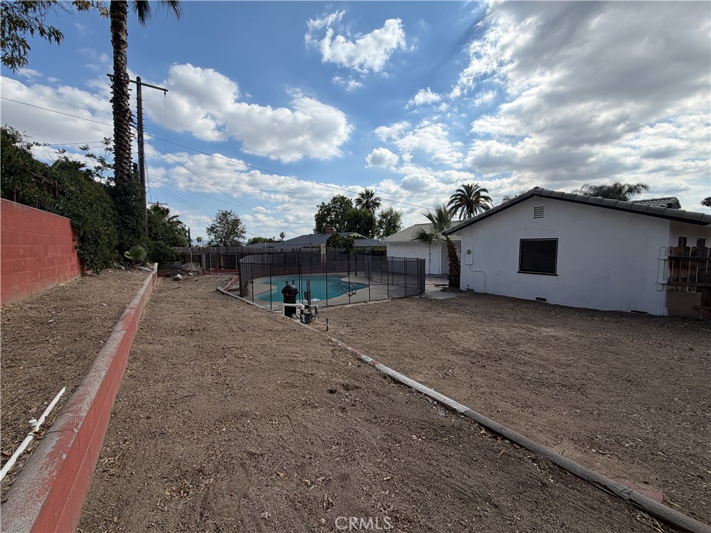 5611 Golondrina Drive