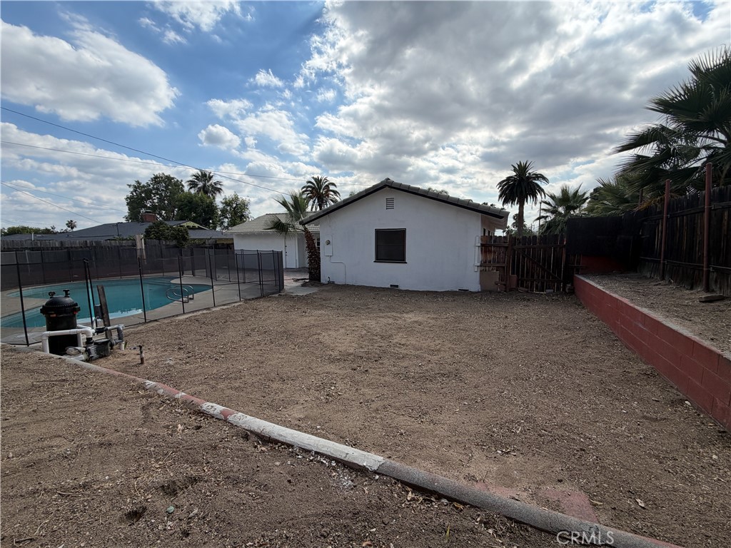 5611 Golondrina Drive