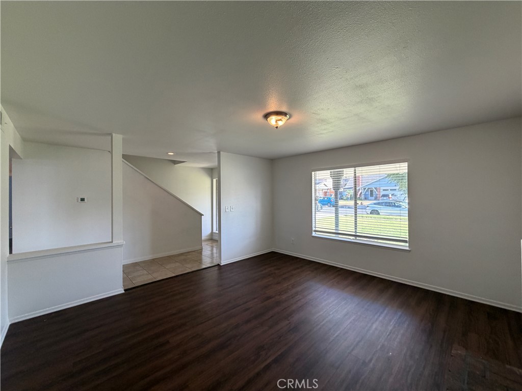 385 Burr Street