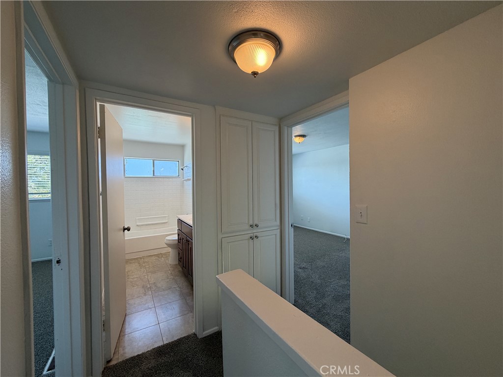 385 Burr Street