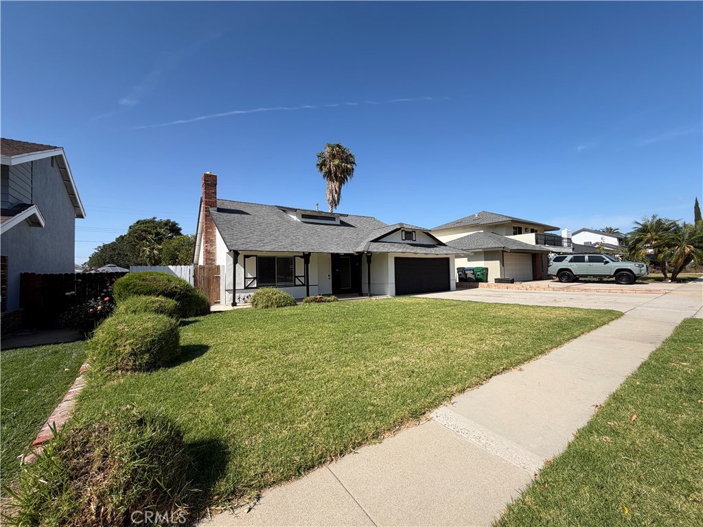 385 Burr Street