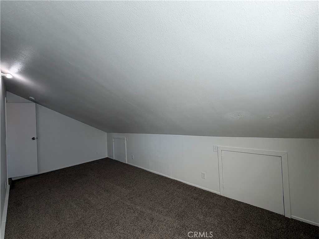 385 Burr Street