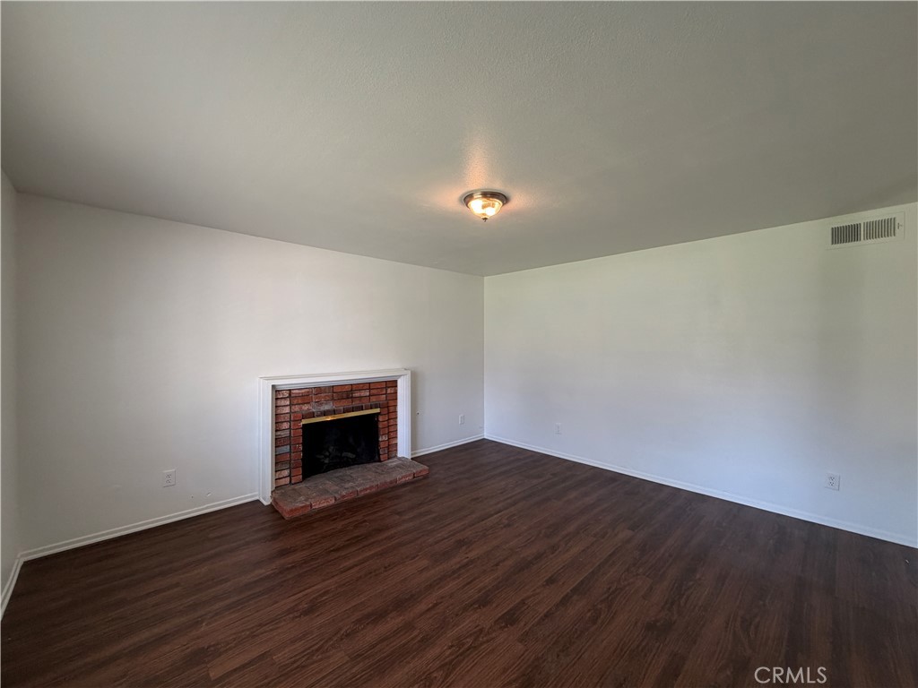 385 Burr Street
