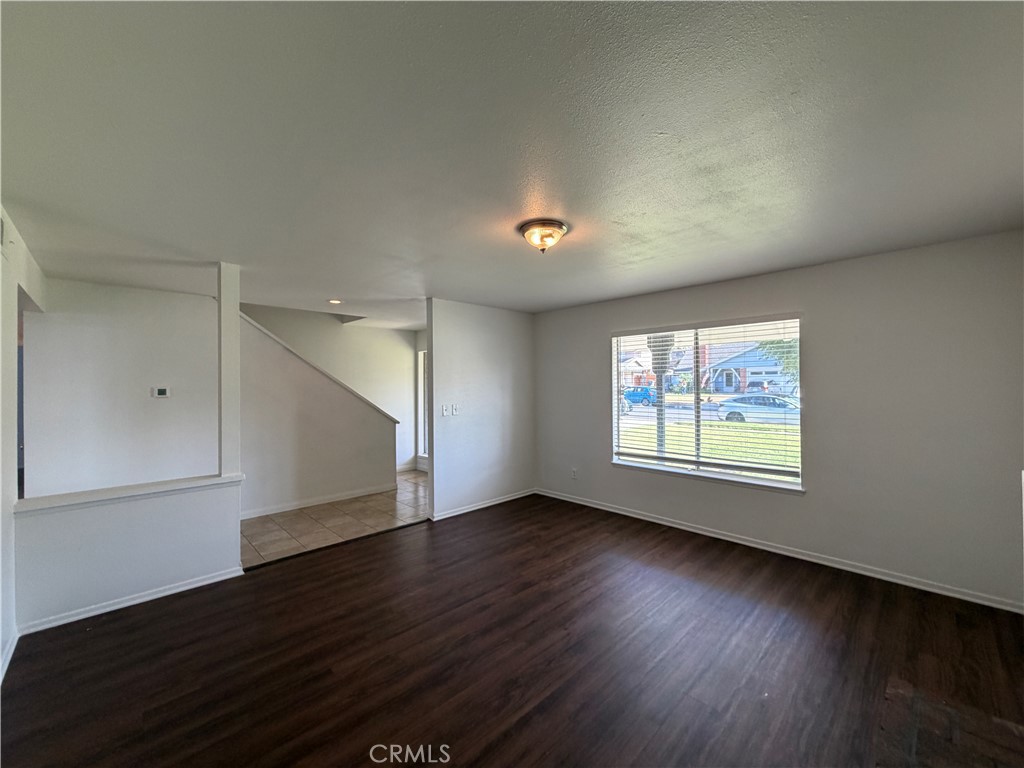 385 Burr Street