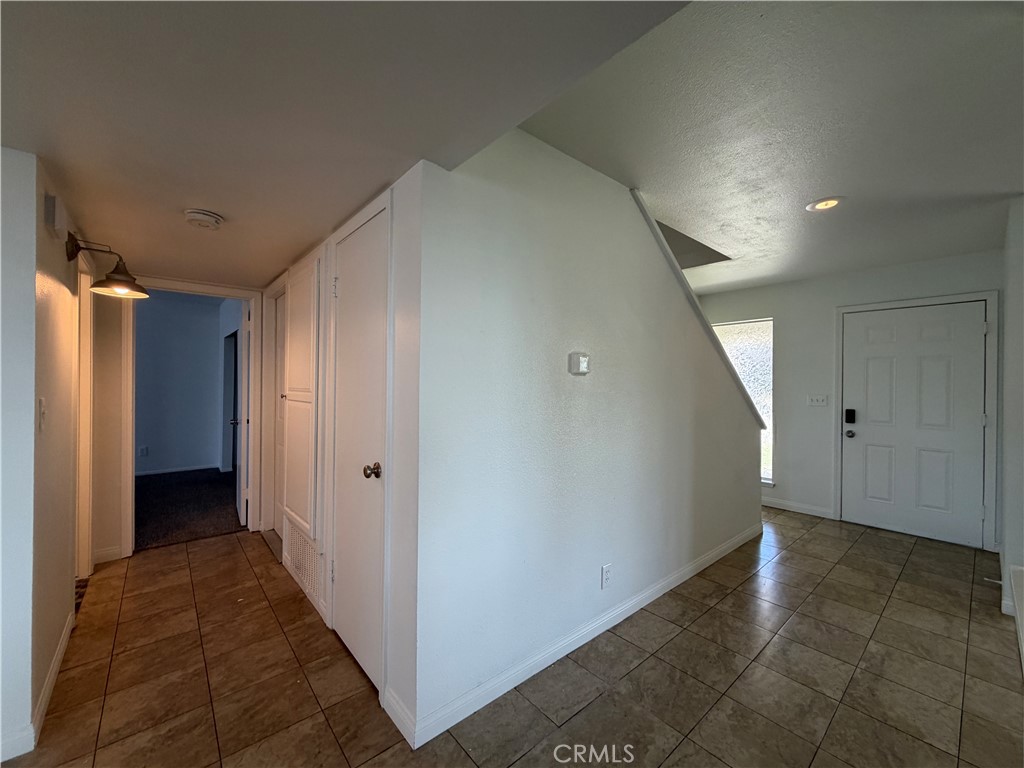 385 Burr Street