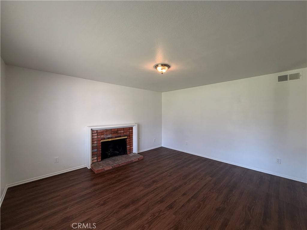 385 Burr Street