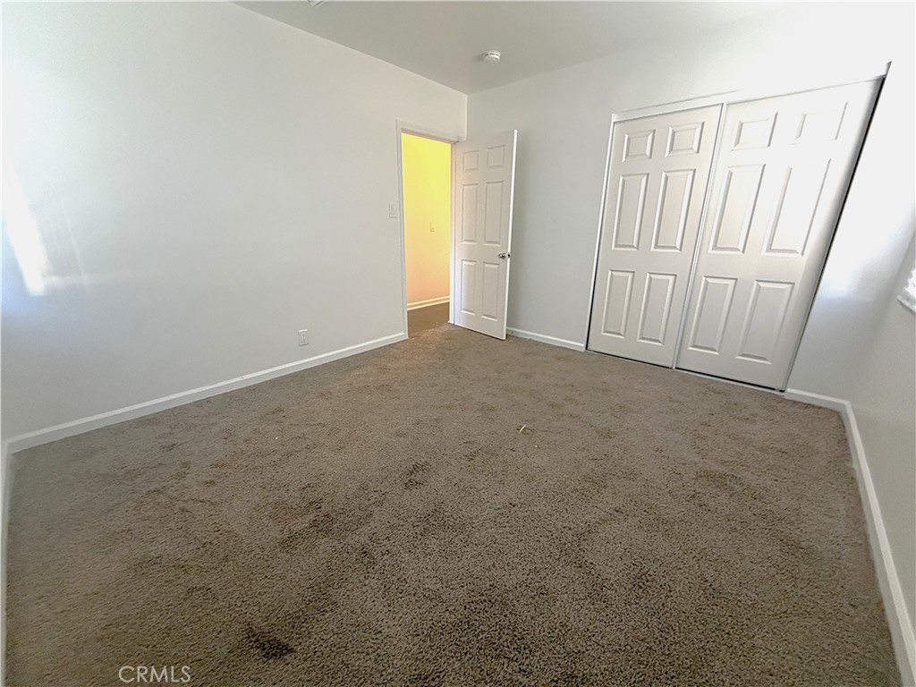 11148 S Wilton Place