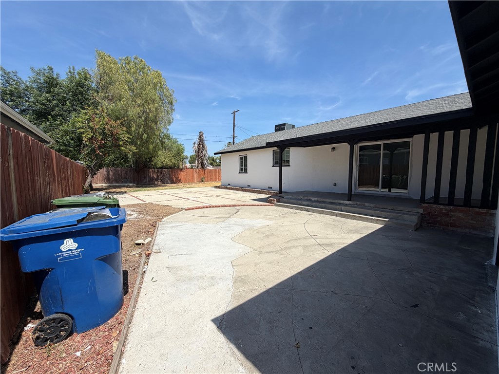 6944 Lurline Avenue