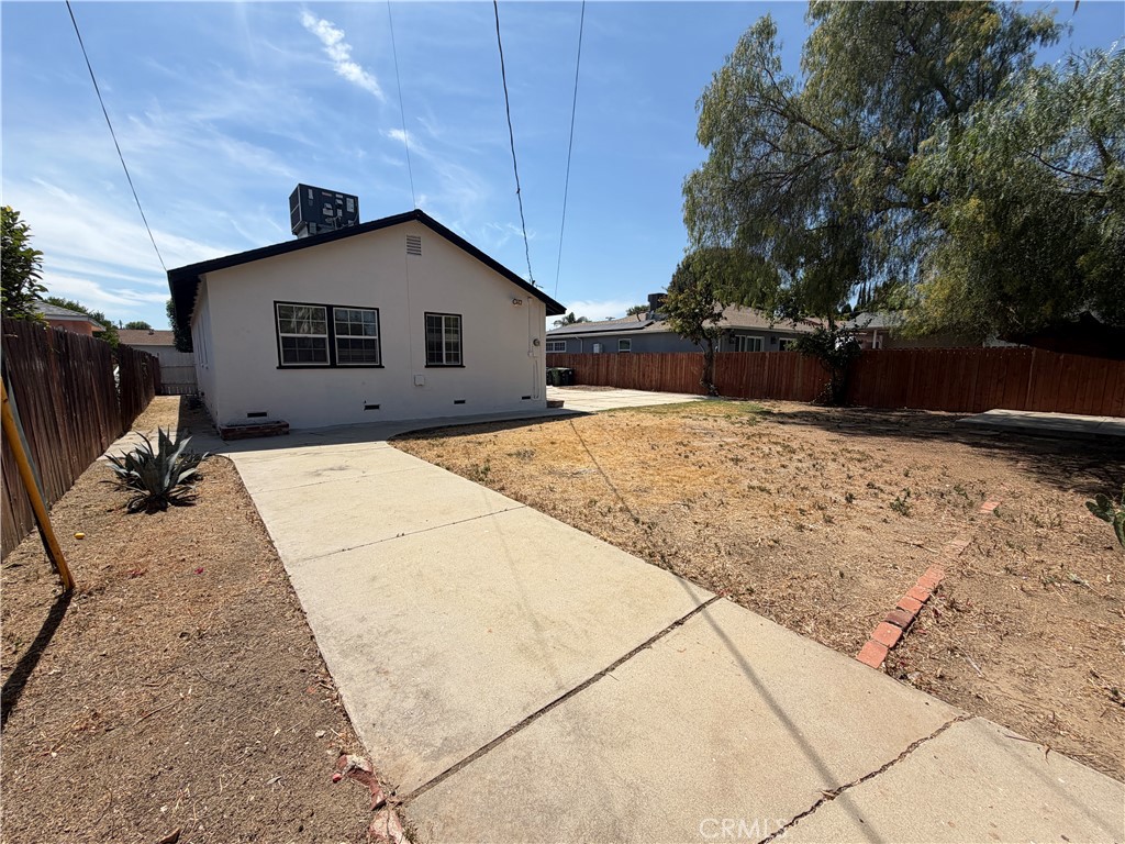 6944 Lurline Avenue