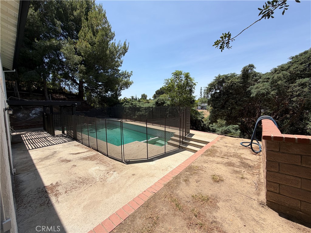 12829 Mclennan Avenue
