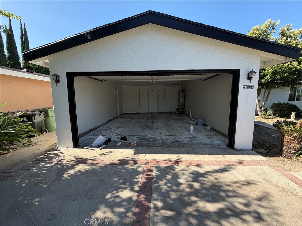 20527 Londelius Street