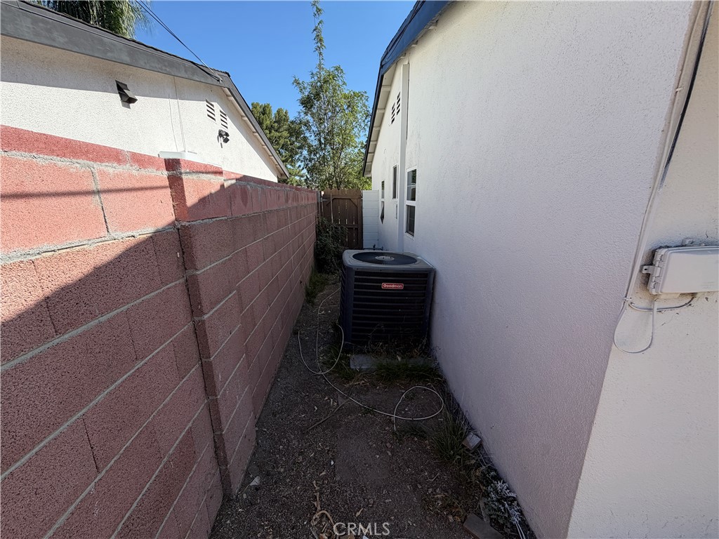 20527 Londelius Street