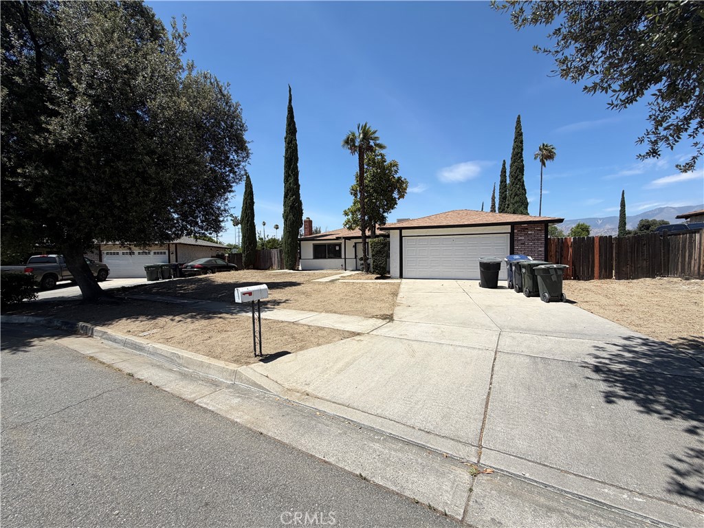 813 Doyle Avenue