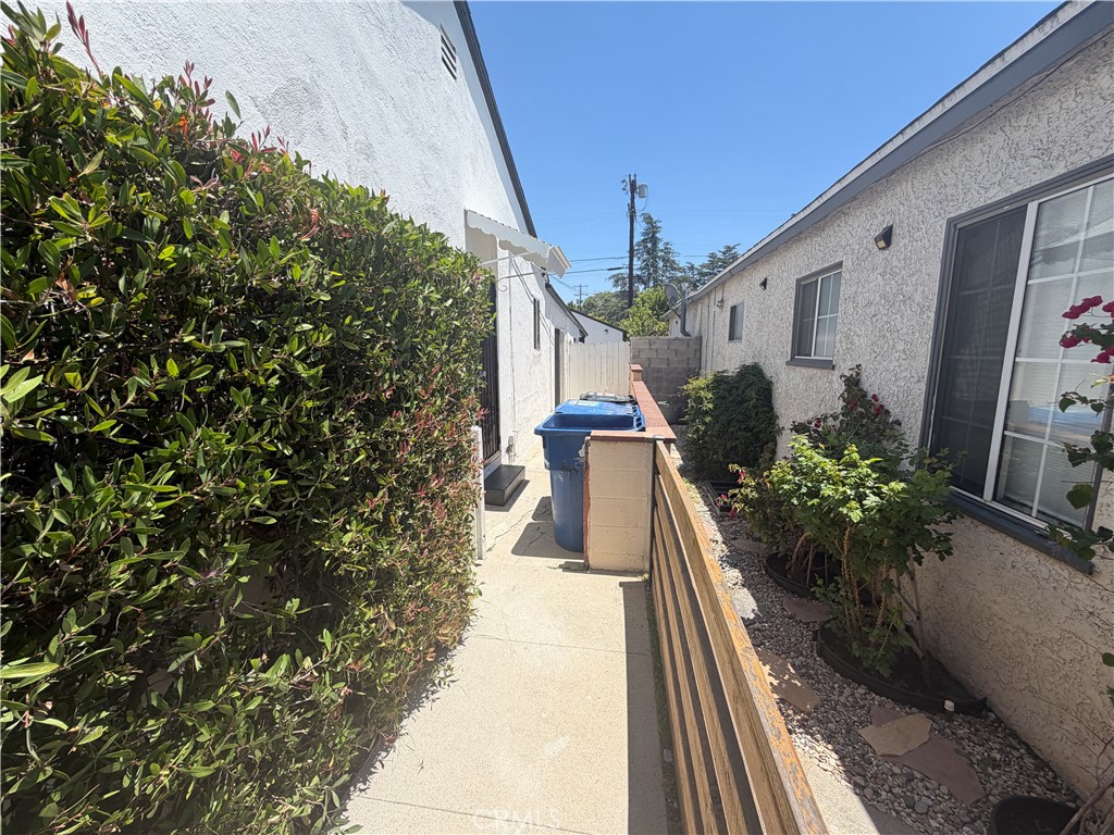 6250 Babcock Avenue