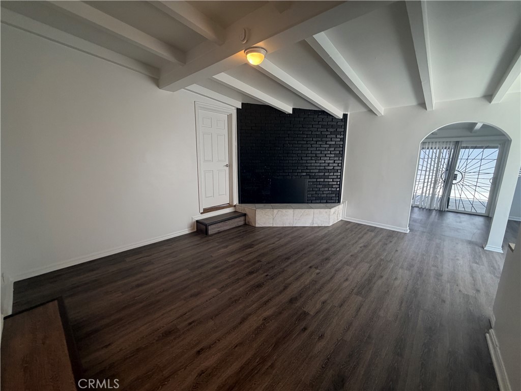 6250 Babcock Avenue