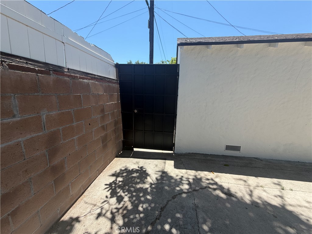 6250 Babcock Avenue