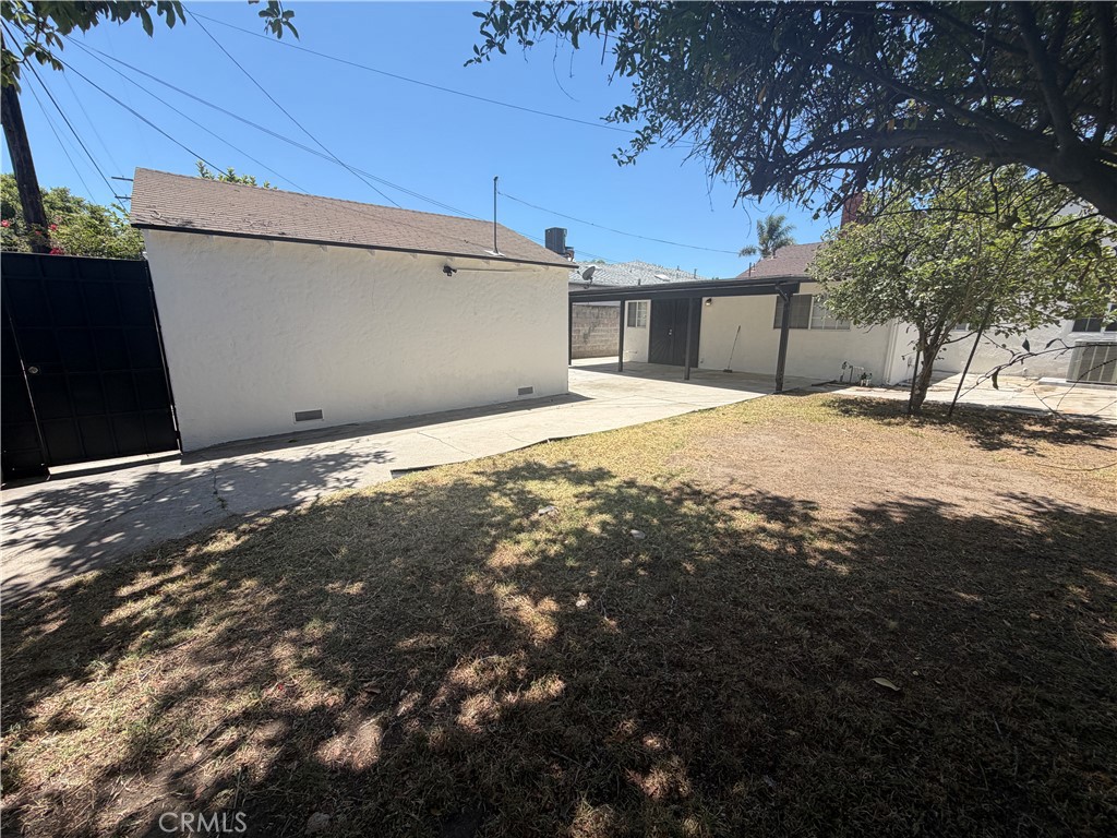 6250 Babcock Avenue