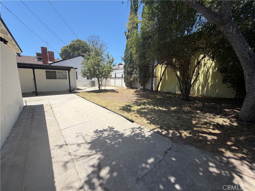 6250 Babcock Avenue