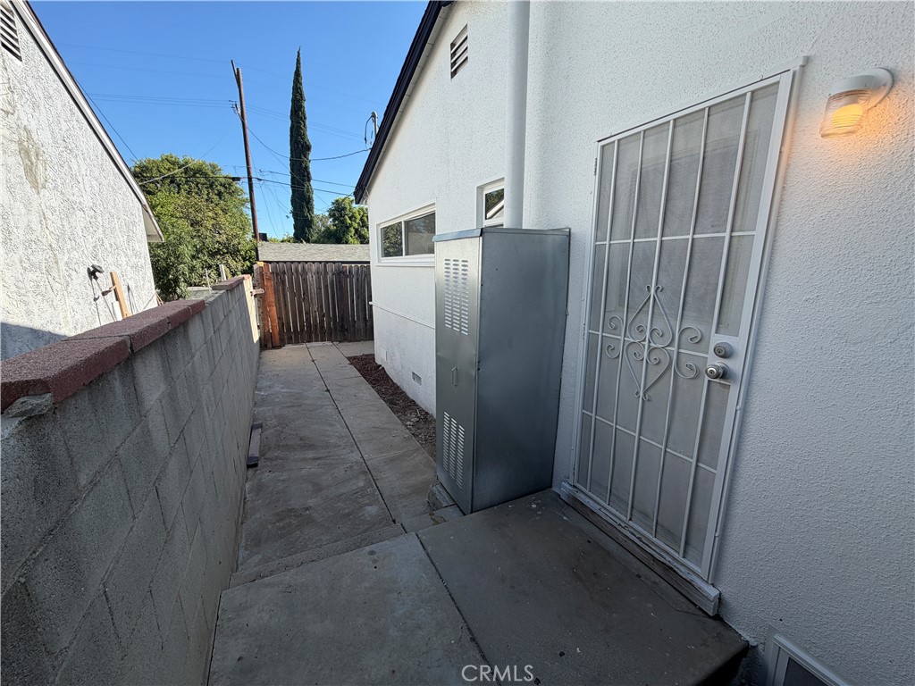 17046 Saticoy Street